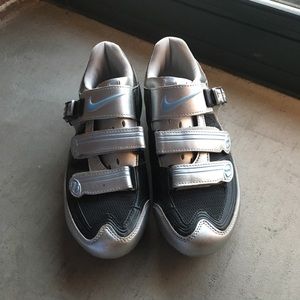 Cycling shoes